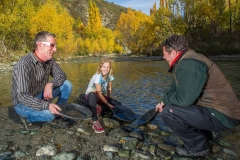 wGold-Seeker---Gold-Panning-ArrowRiver