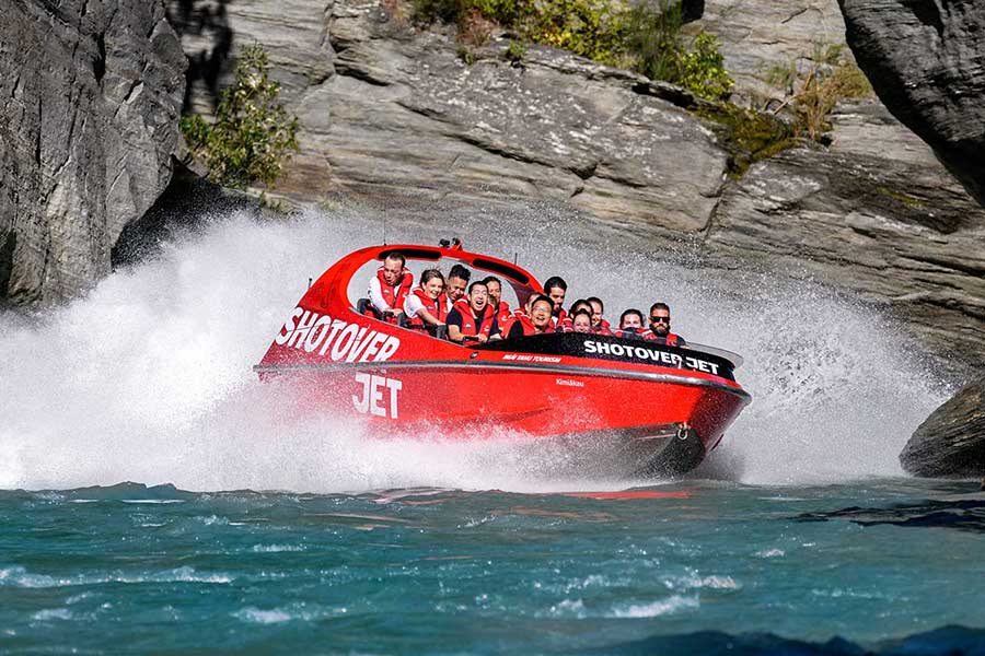 Nomad Safaris – Queenstown’s Professional Adventurers