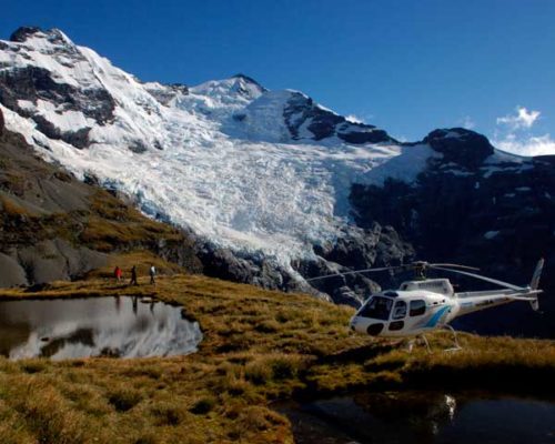 Earnslaw Burn Heli-Hobbit
